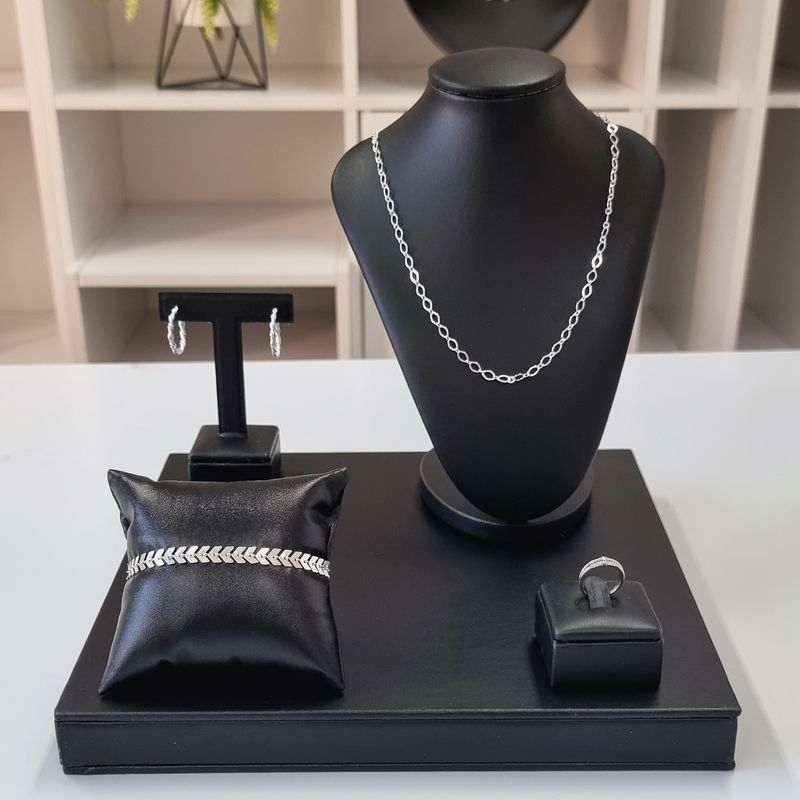 Kit-5-pecas-expositor-preto-Manequin